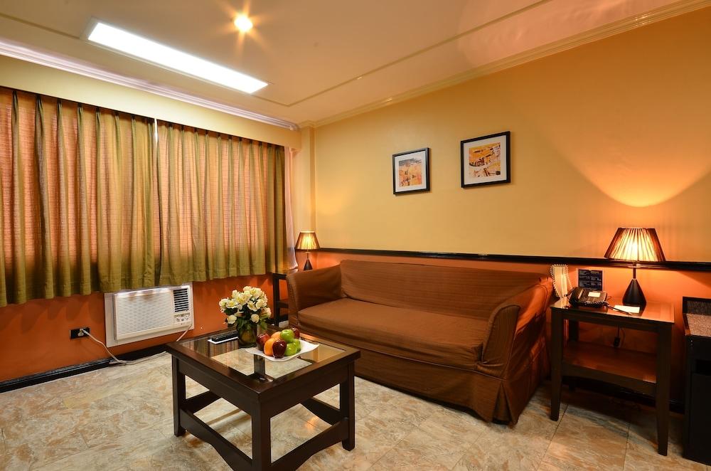 Fernandina 88 Suites Hotel Quezon City Εξωτερικό φωτογραφία