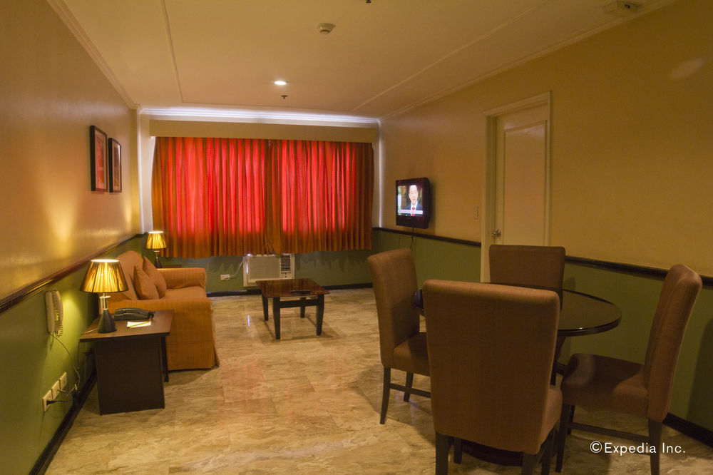 Fernandina 88 Suites Hotel Quezon City Εξωτερικό φωτογραφία