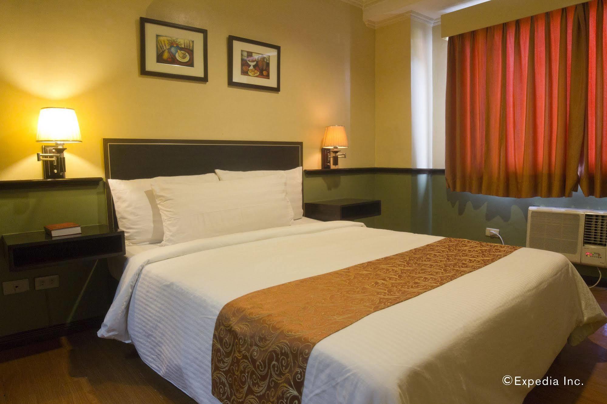 Fernandina 88 Suites Hotel Quezon City Εξωτερικό φωτογραφία