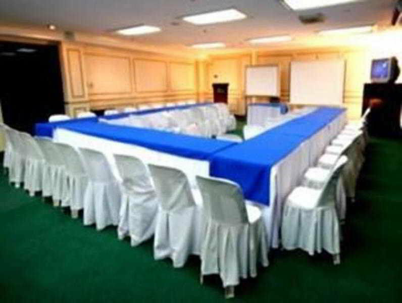 Fernandina 88 Suites Hotel Quezon City Εξωτερικό φωτογραφία